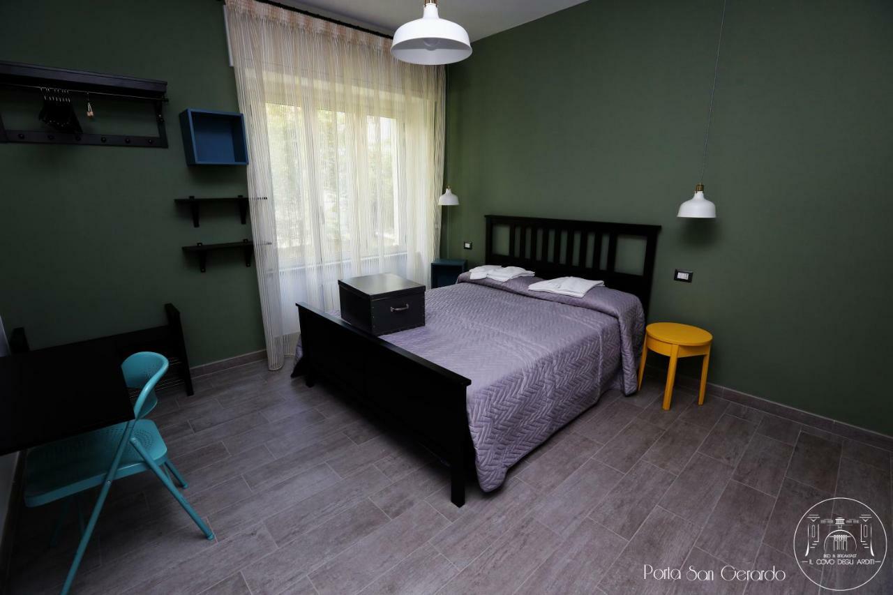 Il Covo Degli Arditi B&B Potenza Buitenkant foto